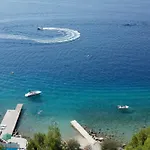 Vucak * Stanici