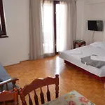 Vucak * Stanici